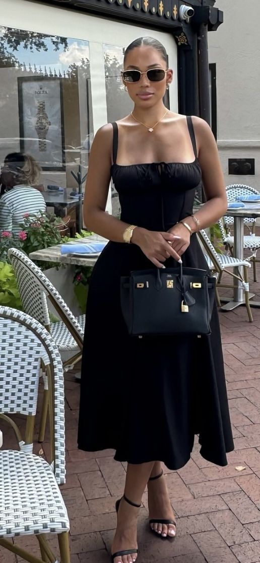 15 Stunning Black Women's Summer Outfits That'll Turn Heads (You Won't Believe #7!) - Glam Chic: The Expensive Look 1