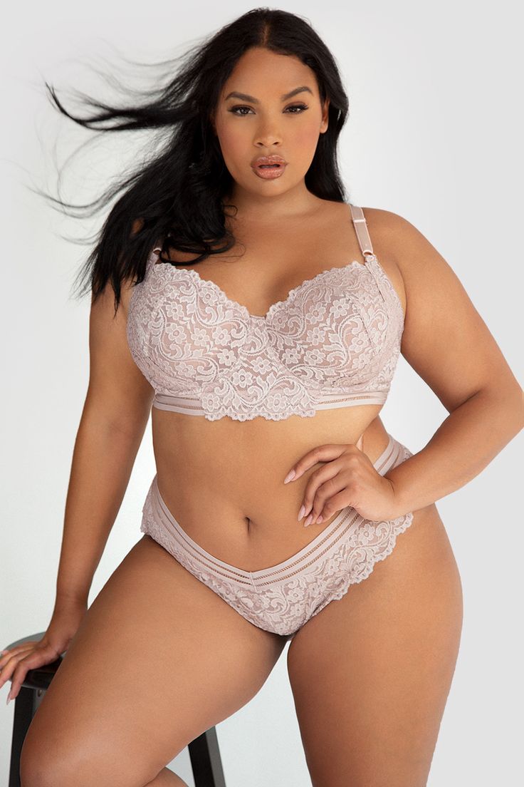 15 Stylish Plus-Size Lingerie Sets That Celebrate Your Curves (Check Out #3!) - 4. Soft Pastel Set 1