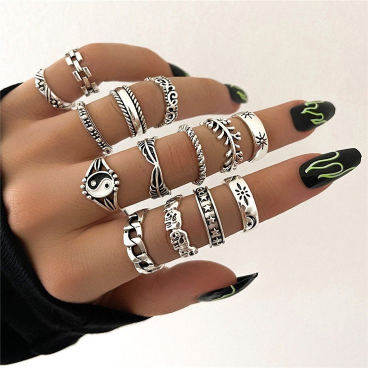 12 Stunning Knuckle Rings That'll Elevate Your Style Instantly (You Won't Believe #5!) - Bold Statement Rings 1