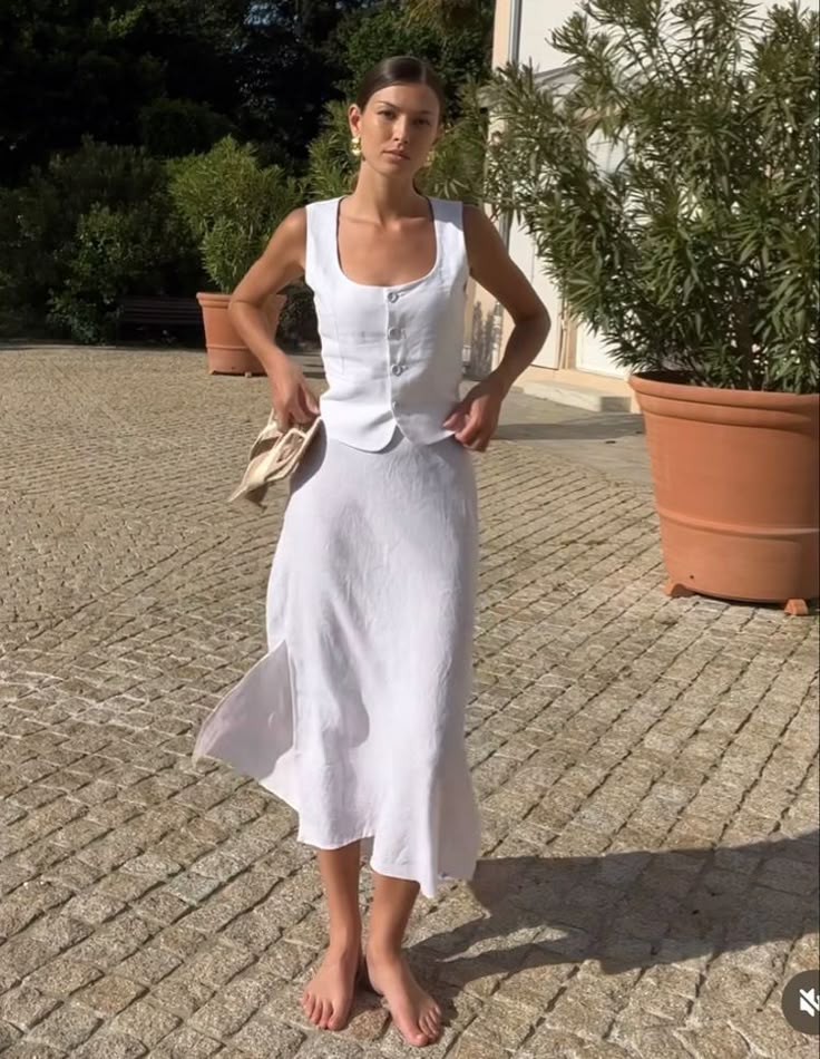 18 Breezy Midi Dresses You’ll Want to Live In this Summer (Don’t Miss #5!) - Sleek and Sophisticated 1