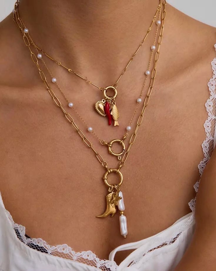 20 Jewelry Trends That'll Make Your Summer Looks Unforgettable! - Colorful Beaded Necklaces 1