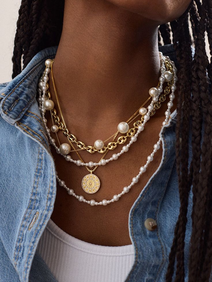 20 Jewelry Trends That'll Make Your Summer Looks Unforgettable! - Contemporary Chokers 1
