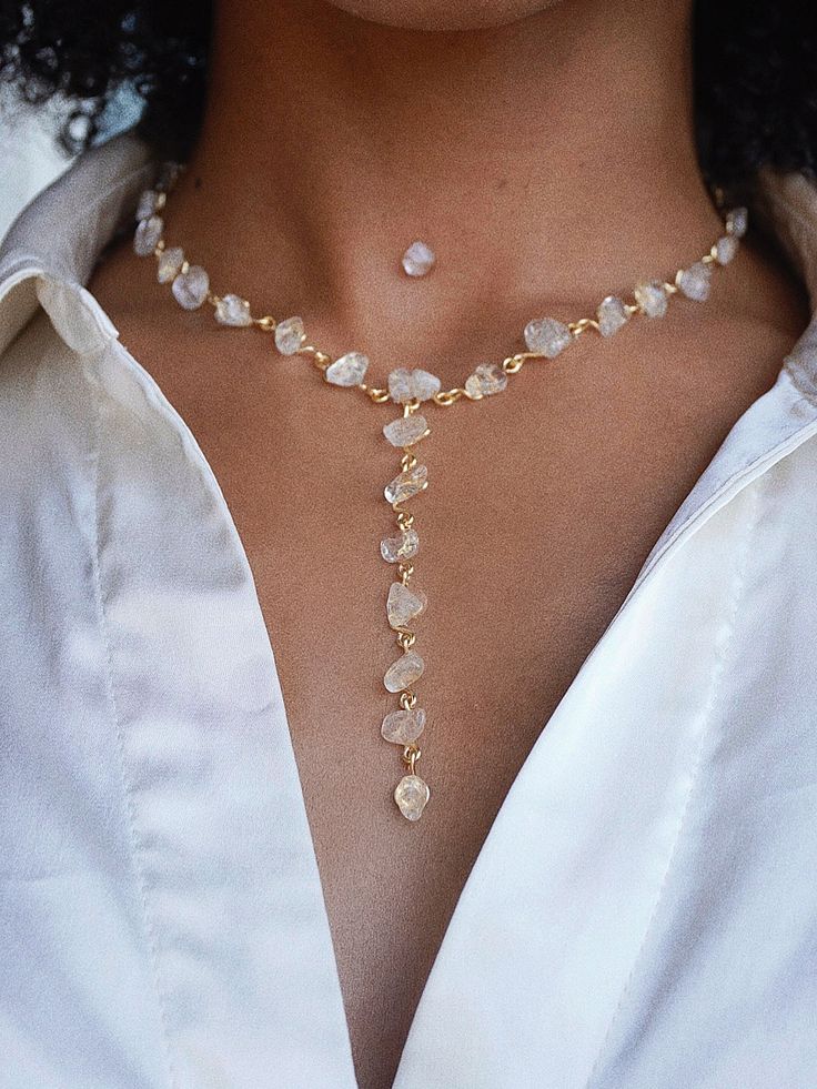 20 Jewelry Trends That'll Make Your Summer Looks Unforgettable! - Retro Revival 1