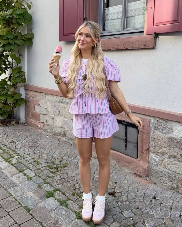 20 Pastel Summer Looks You'll Want to Copy (Trust Us, #5 Is a Must-Have!) - 11. Layering with Light Fabrics 1