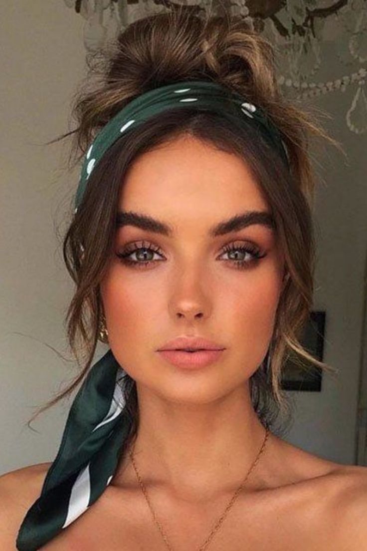 20 Stunning Bandana Hairstyles That Will Transform Your Look Instantly! - The Nature Lover 1