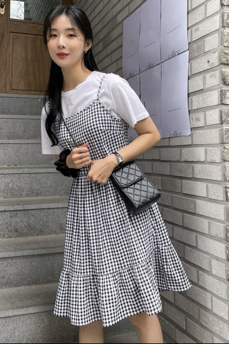 20 Summer Outfits That'll Keep You Cool and Stylish (You Won't Believe #12!) - Dressed to Impress 1
