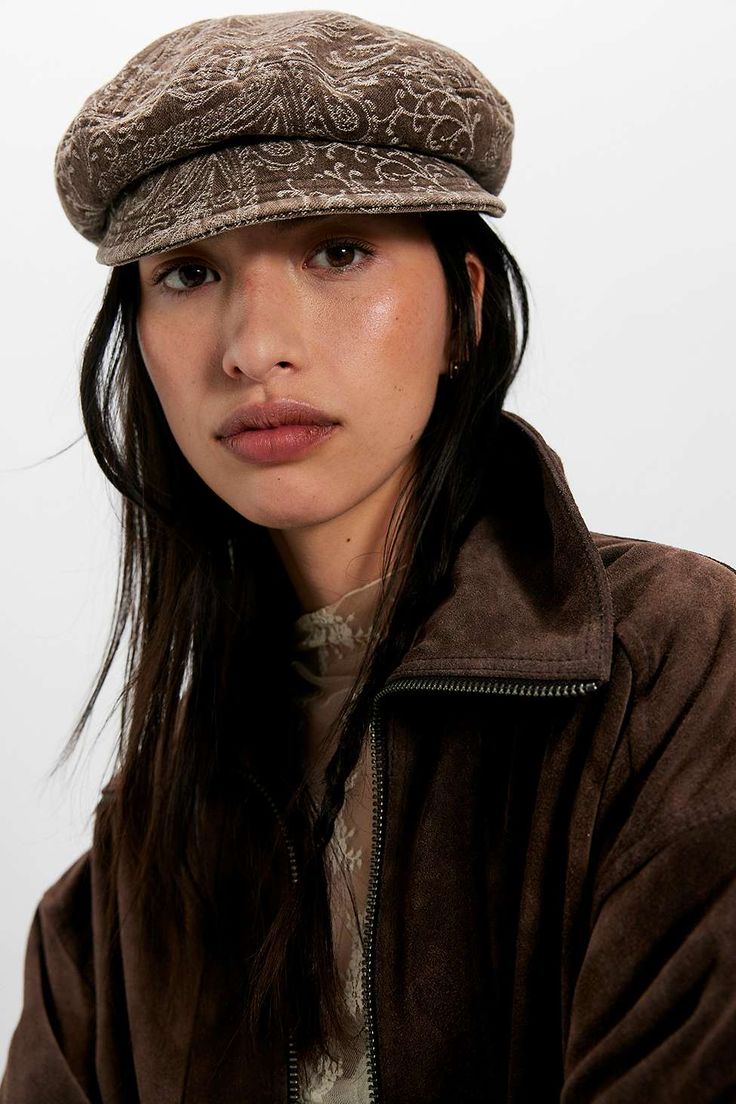 20 Best Fall Hats for Every Face Shape (You'll Want #7 ASAP!) - The Bucket Hat 1
