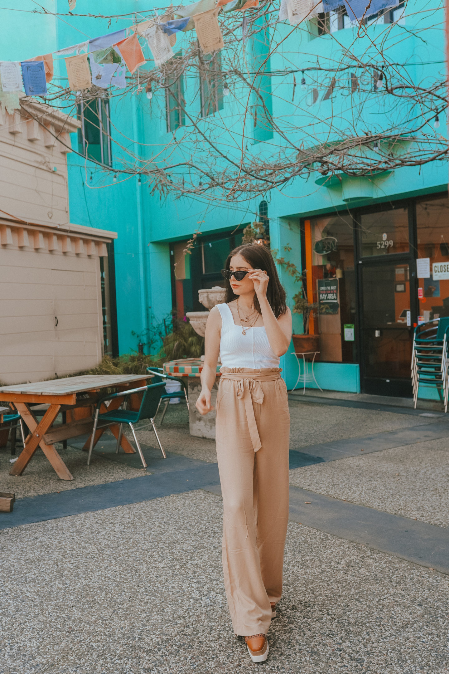 20 Brunch Outfits for Sunny Weekends - Effortlessly Stylish 1