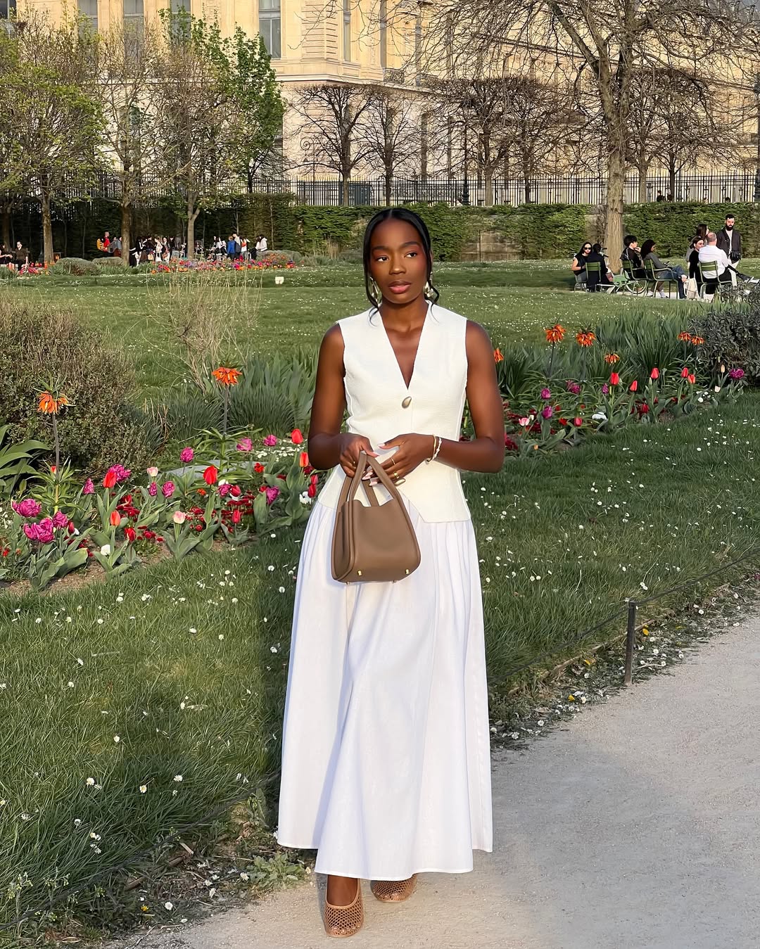 20 Brunch Outfits for Sunny Weekends - Relaxed Elegance 1