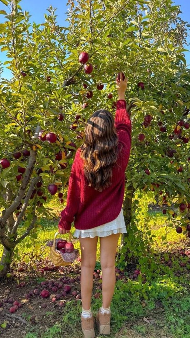 20 Stunning Apple Orchard Outfit Ideas That'll Make You the Star of Fall Pics! - Sweater Weather: Cozy and Chic 1