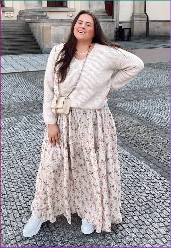 20 Must-Have Plus-Size Fall Outfits For Every Occasion (Wait Until You See #10!) - 11. Sporty Chic with Joggers 1
