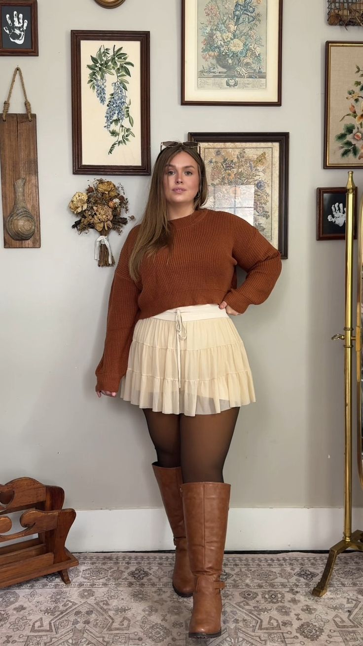 20 Stunning Plus Size Fashion Trends for Fall That Will Have You Turning Heads! - 14. Oversized Sweaters with Leggings 1