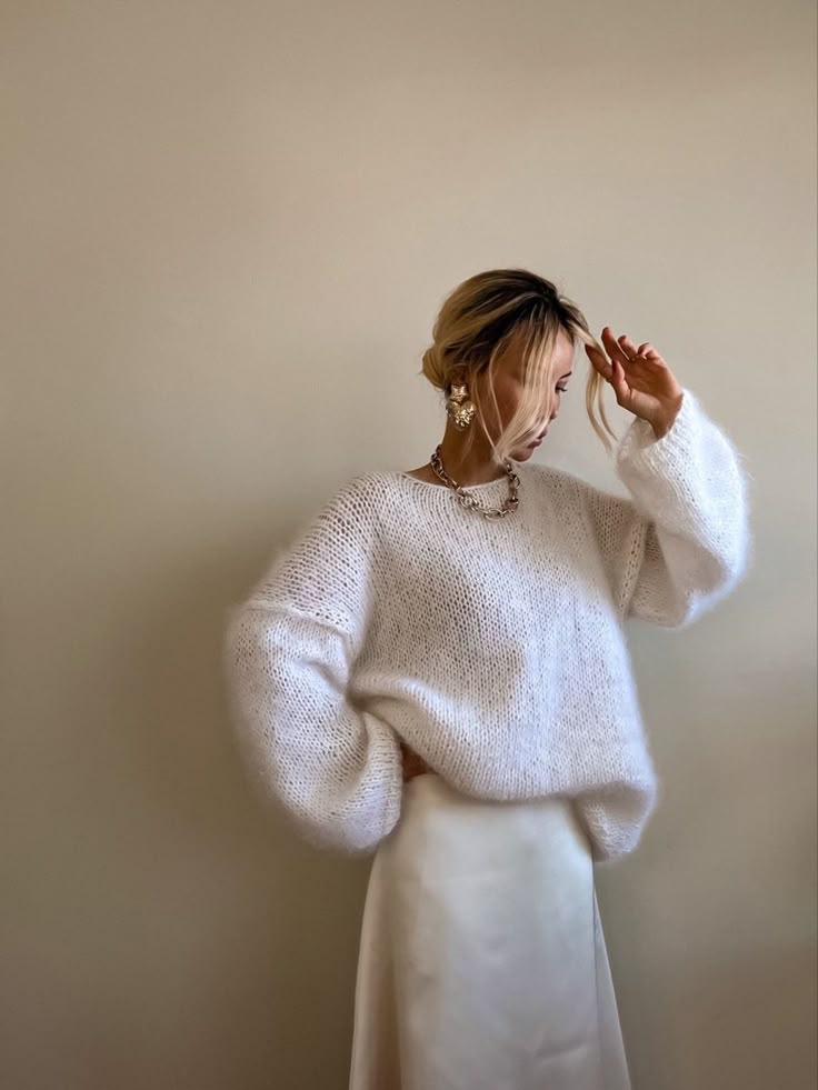20 Trendy White Sweater Styles That Will Turn Heads (Especially #5!) - 5. The Elegant V-Neck 1