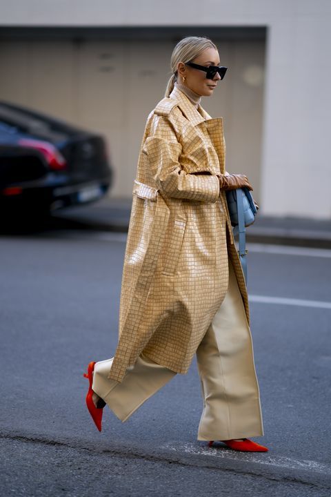 20 Milan Street Style Looks That Prove Italian Women Own Fall Fashion - 14. The Soft Trench in Tonal Beige 1