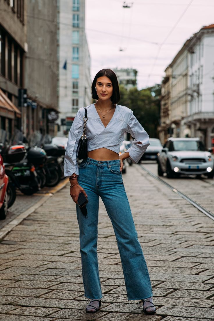 20 Milan Street Style Looks That Prove Italian Women Own Fall Fashion - 6. The Cropped Wrap Top with Straight-Leg Denim 1
