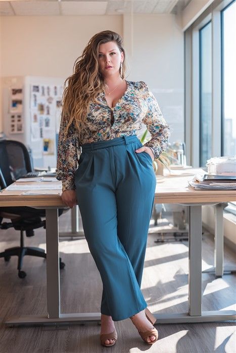 20 Plus-Size Office Outfits That Look Polished, Powerful, and Anything But Boring - 01. Floral Energy with Teal Tailoring 1