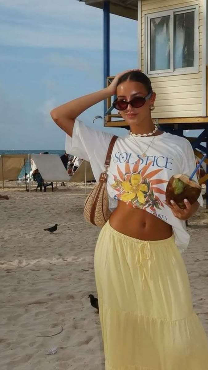 20 Summer Colors That Will Instantly Brighten Your Wardrobe (You Won't Believe #7!) - 17. Bold Berry 1