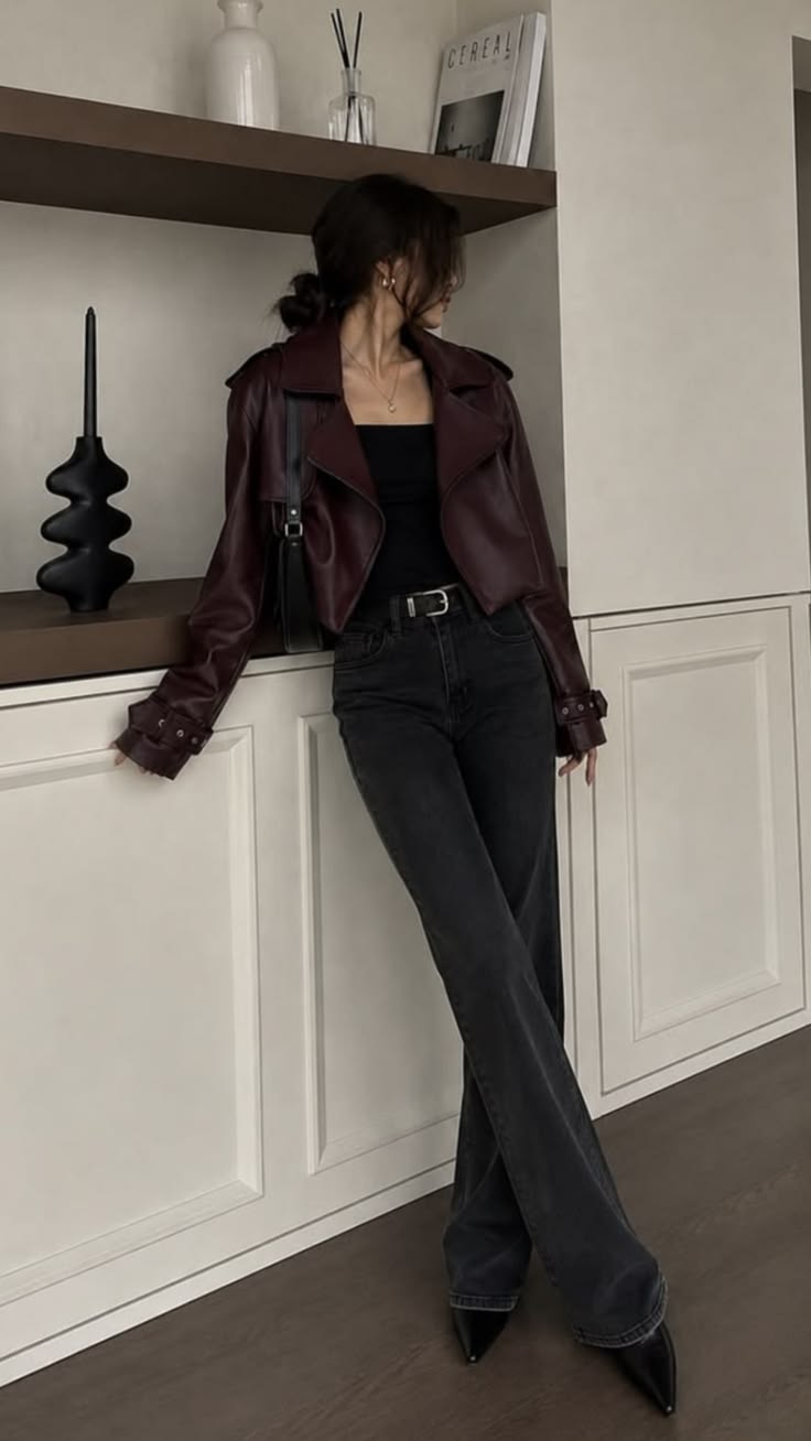 20 Dark Feminine Outfits That Make Looking Dangerous So Chic - 09. Cropped Oxblood Jacket With Classic Black Jeans 1
