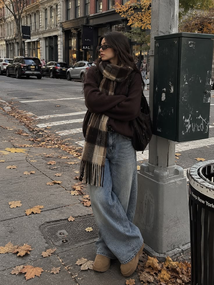 20 “I Just Threw This On” Winter Outfits That Look Anything But Random - 3. Chocolate Knit and Plaid Scarf on a City Walk 1