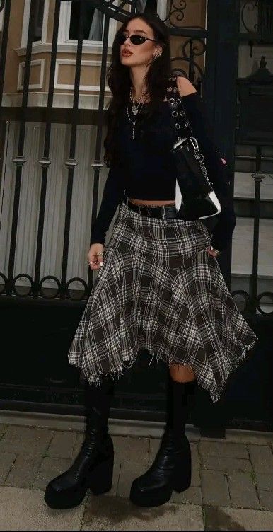 20 Punk Outfits So Edgy They’ll Make Every Sidewalk Your Runway - 3. Plaid Skirt, Platform Boots, Zero Apologies 1